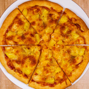 Pizza tropical fruit